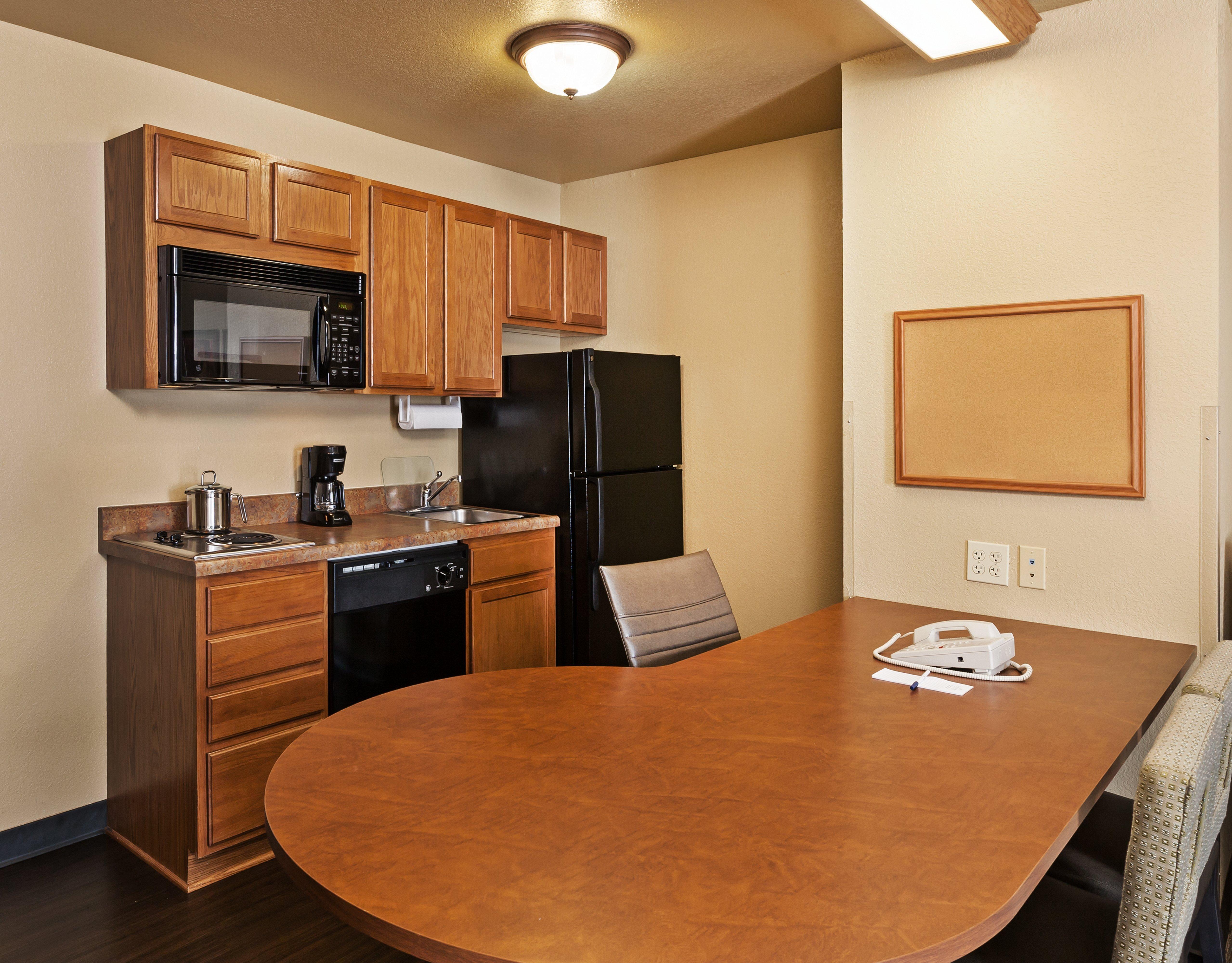 Candlewood Suites St. Robert By Ihg Exterior photo