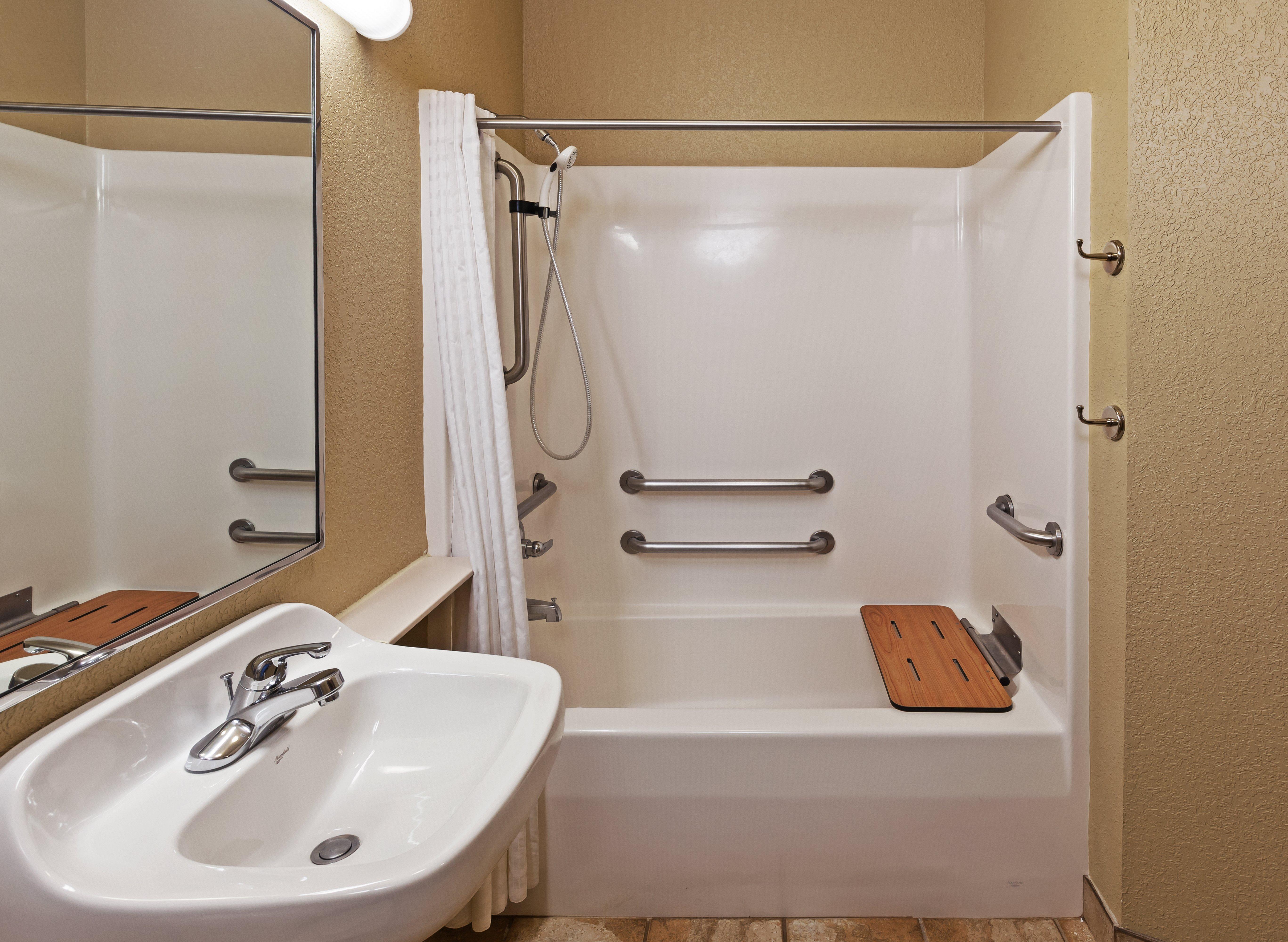 Candlewood Suites St. Robert By Ihg Exterior photo